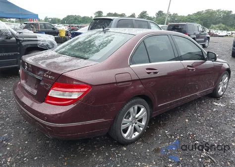 2008 Mercedes-Benz C 300 Luxury 4Matic/Sport 4Matic из США, поврежденный, VIN WDDGF81X28F061629